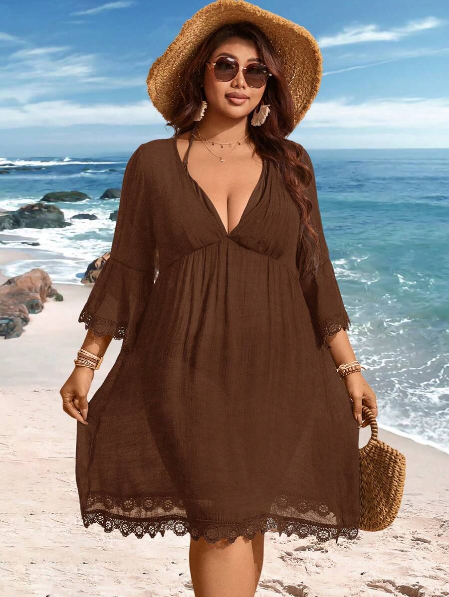 Saída de Praia Plus Size com Renda nas Barras