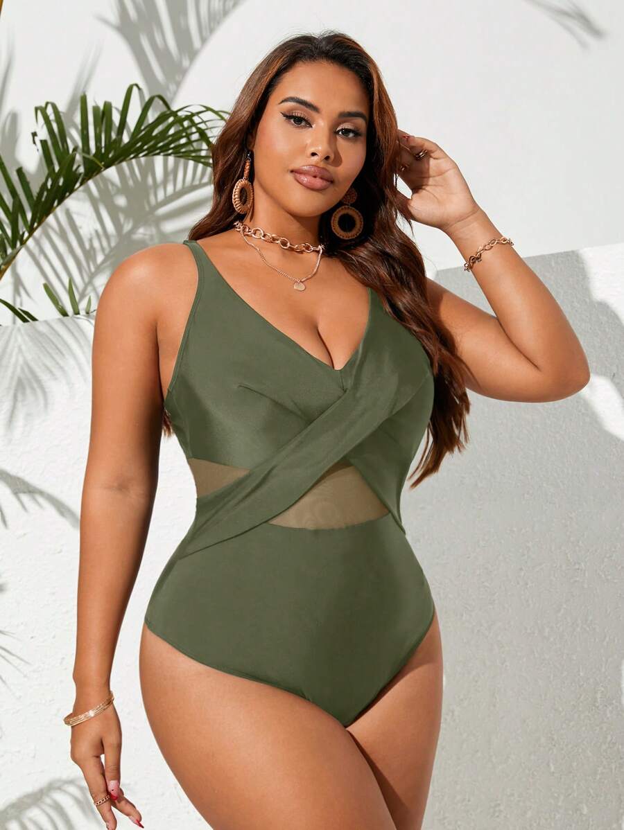 Maiô Plus Size Cross Glam