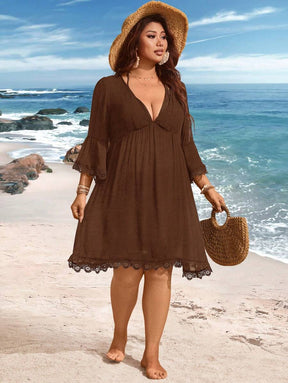 Saída de Praia Plus Size com Renda nas Barras